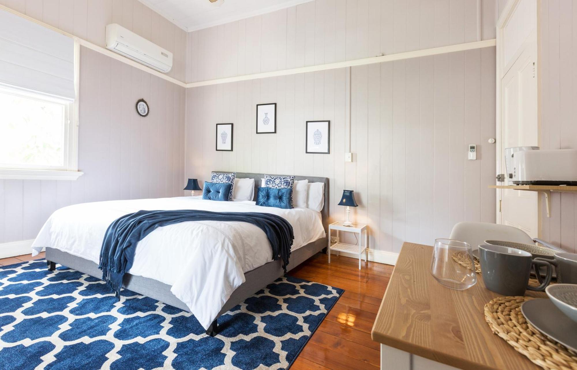 99 Kirkland Bed & Breakfast Брисбен Номер фото